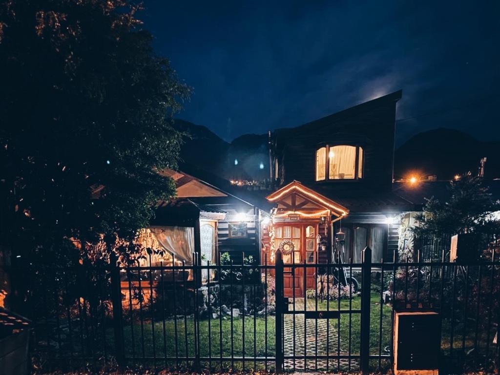 Ulen Bed & Breakfast Ushuaia Bagian luar foto