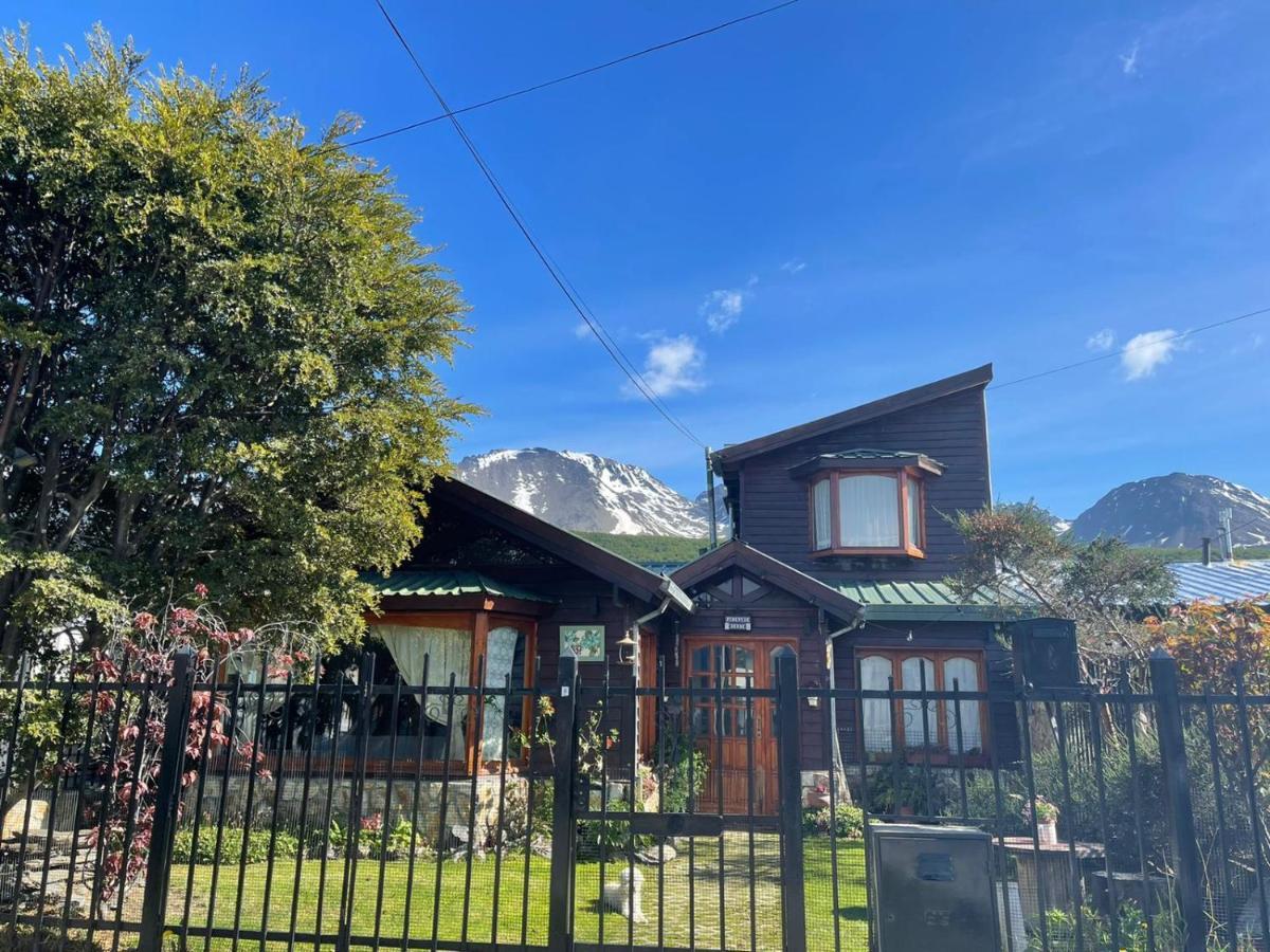 Ulen Bed & Breakfast Ushuaia Bagian luar foto
